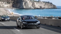 Elon Musk's personal Tesla S being tested by Motor Trend