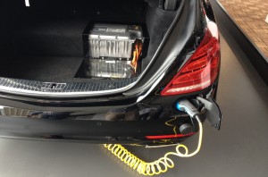 S500 Plug-in Hybrid trunk and battery pack